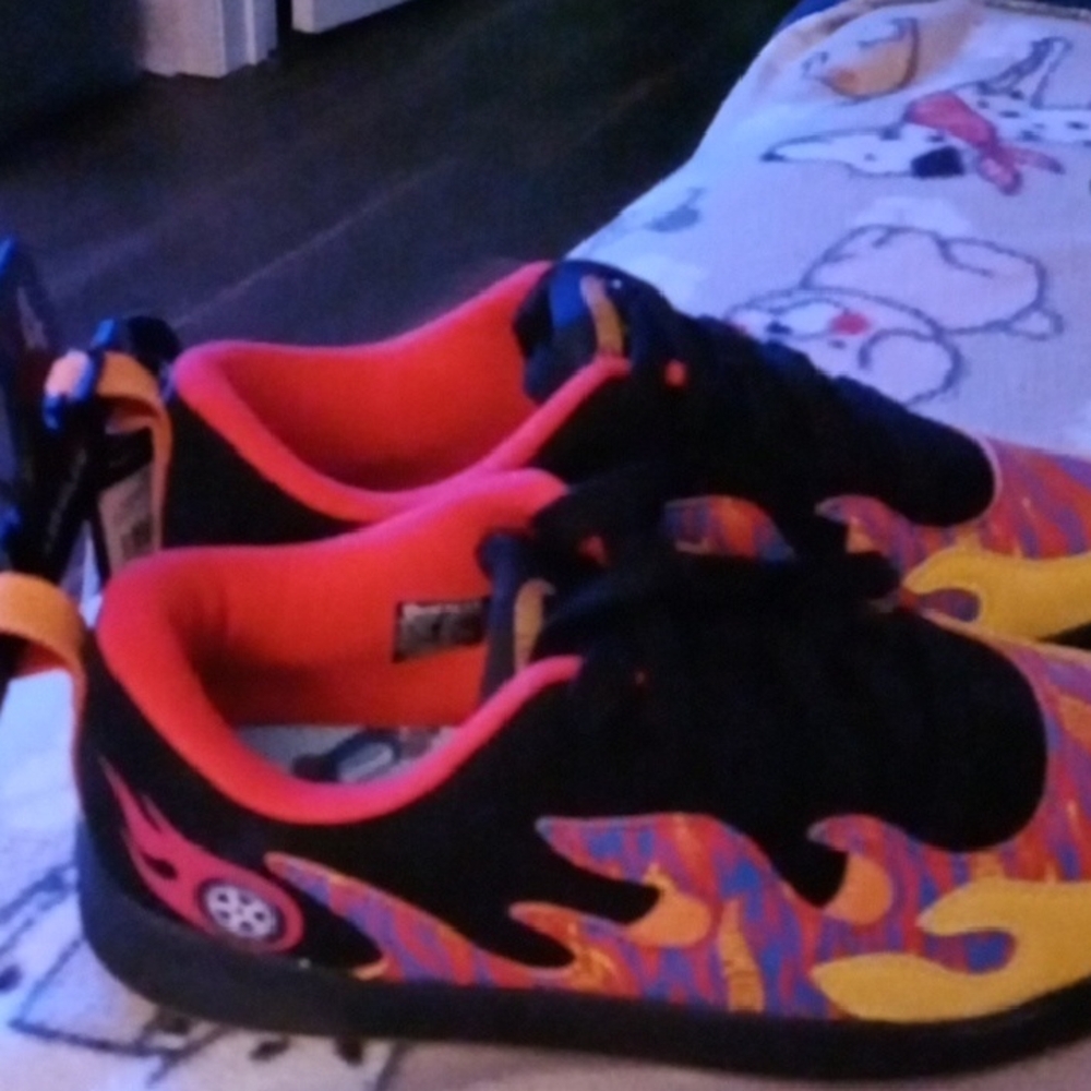 Kids Flame Accent Sneakers - Black & Bright Orange